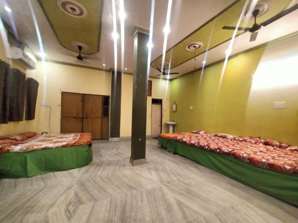 Hotel Aakash Ganga Váránasí Exteriér fotografie