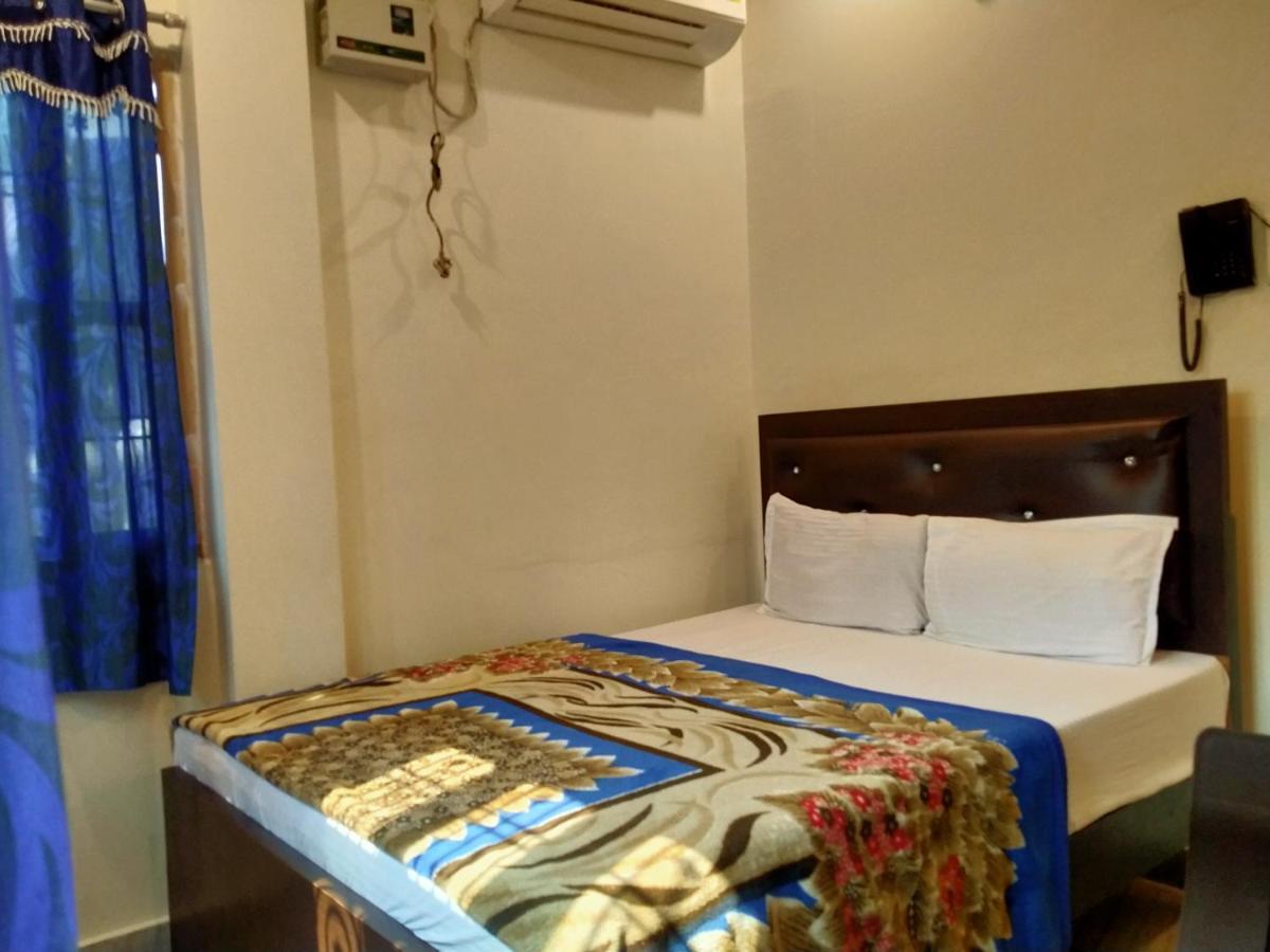 Hotel Aakash Ganga Váránasí Exteriér fotografie